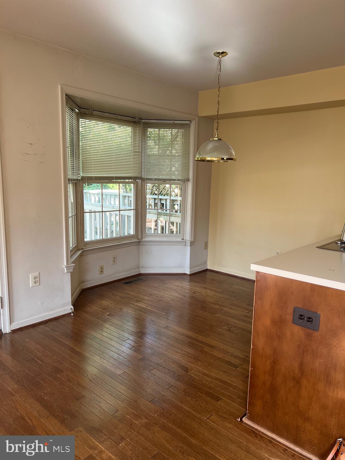 1371 Heritage Oak Way Reston, VA 20194 - Photo 15 of 26