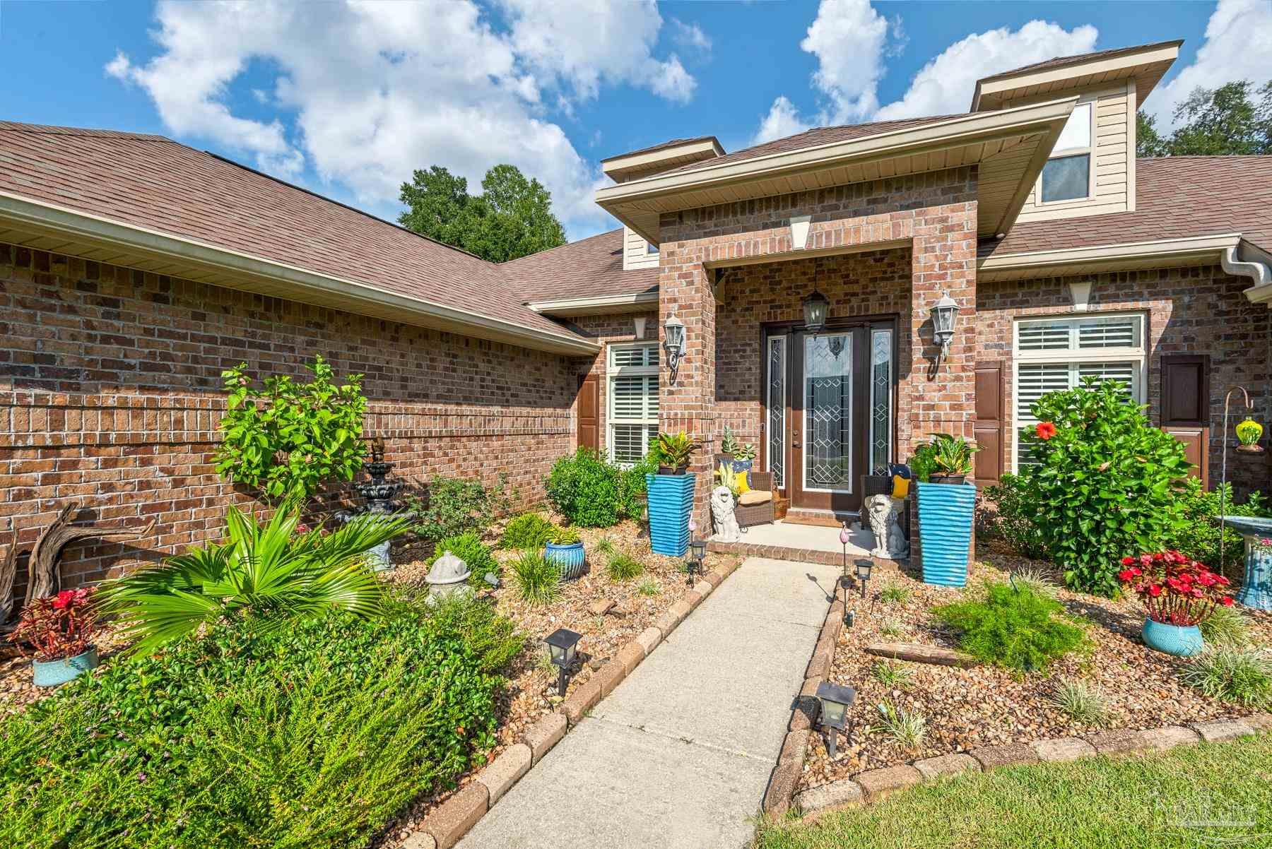 5648 Heatherton Road Milton, FL 32570 - Photo 2 of 46 Gallery Image 2