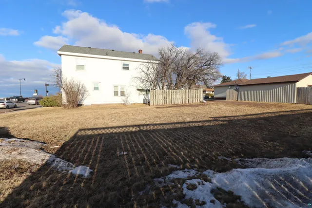 $24,900 | 1306 Lake Shore Drive West, Ashland, WI 54806