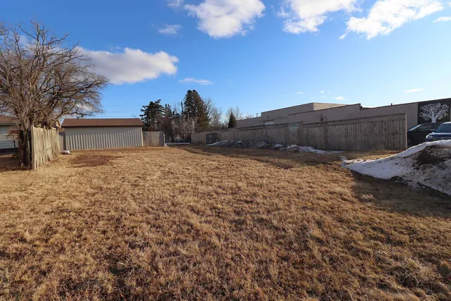 $24,900 | 1306 Lake Shore Drive West, Ashland, WI 54806