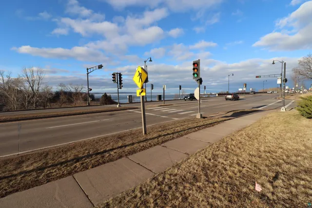 $24,900 | 1306 Lake Shore Drive West, Ashland, WI 54806