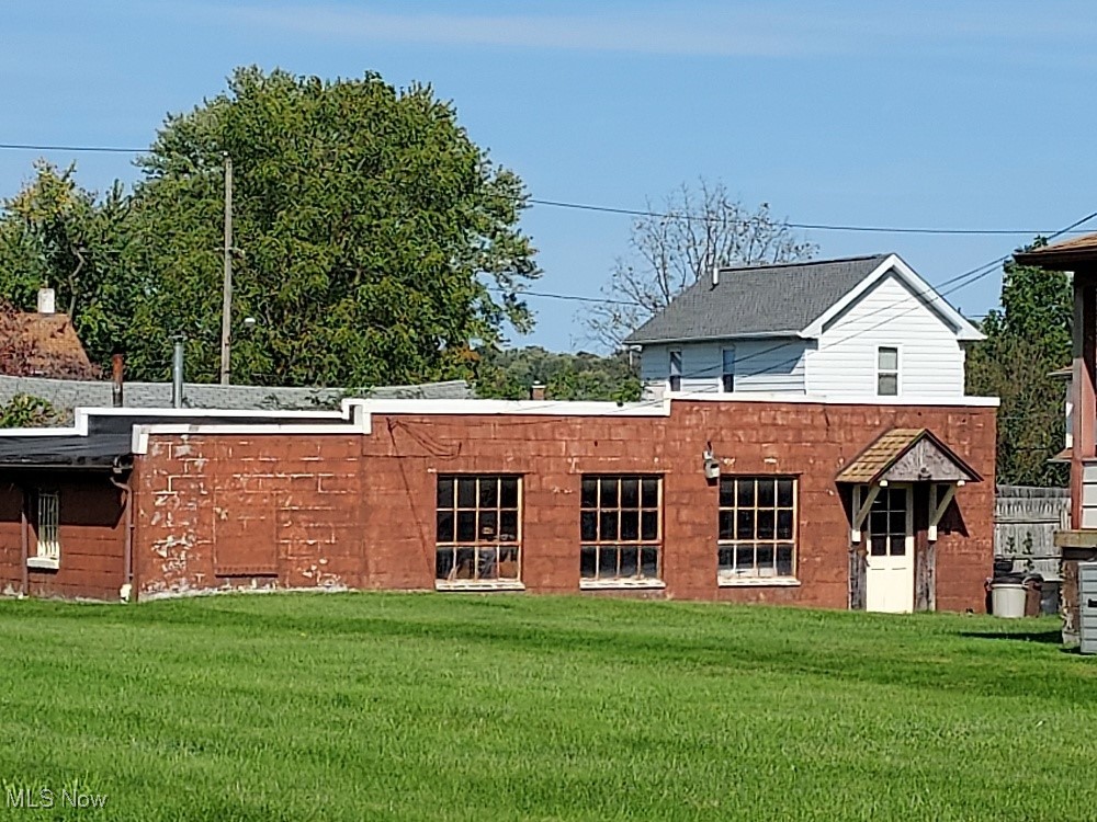 93 Morrison Street Struthers, OH 44471 - Photo 4 of 21