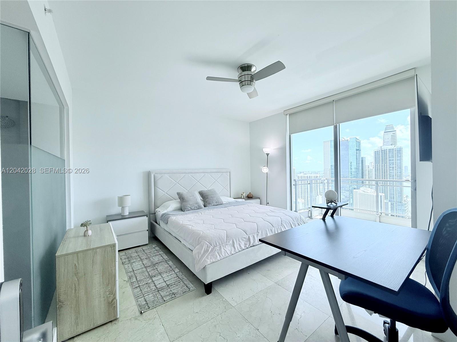 92 Southwest 3rd Street, Unit 4311 Miami, FL 33130 - Photo 22 of 54 master