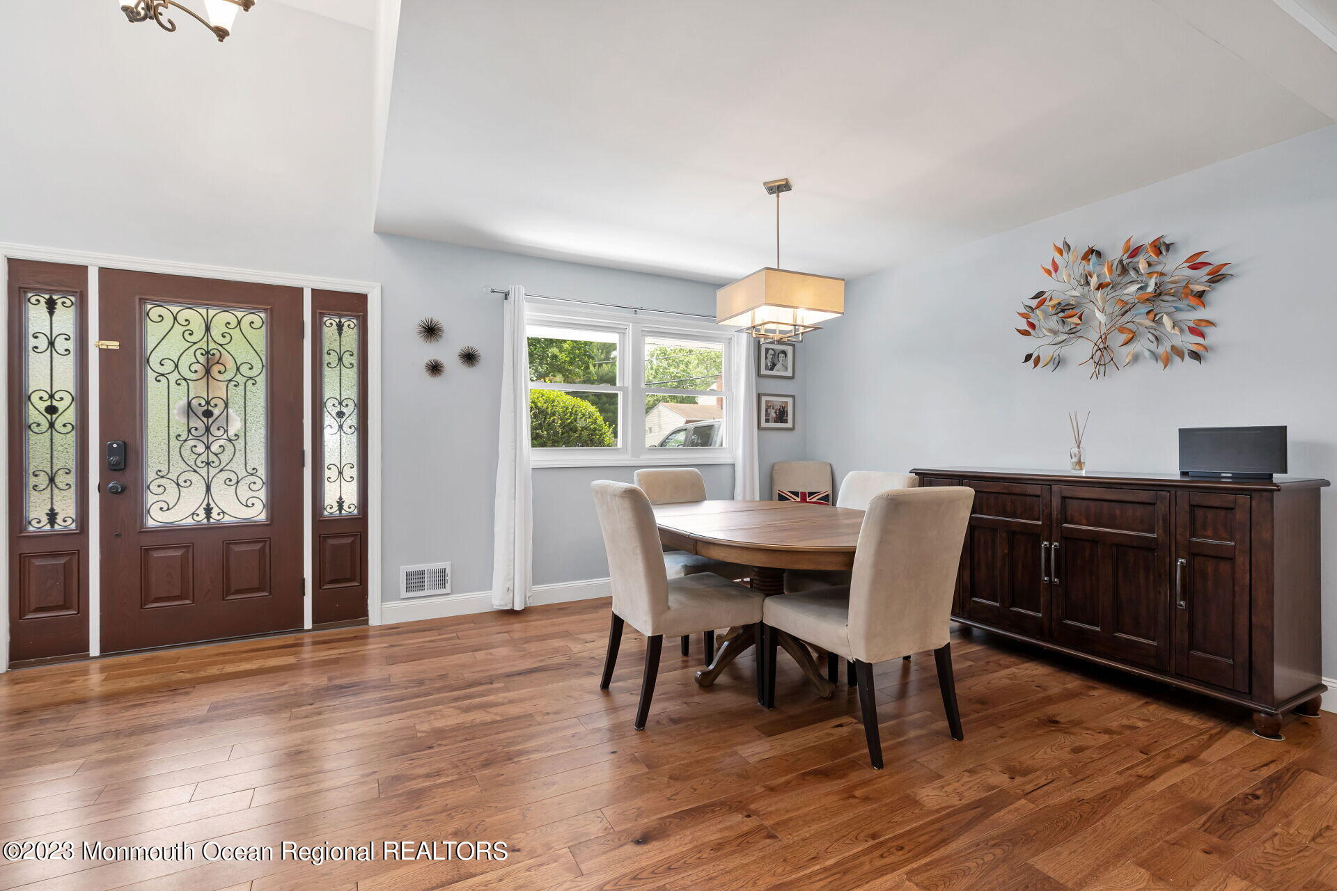 422 Union Hill Road Morganville, NJ 07751 - Photo 4 of 33 004-1920x1280-photo
