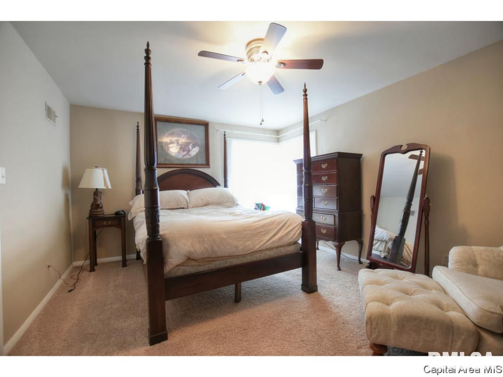 2130 Sylvan Road Springfield, IL 62704 - Photo 21 of 35 Gallery Image 21