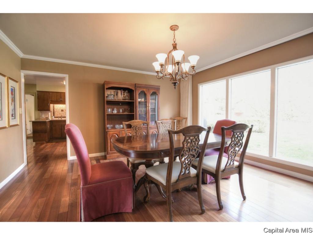 2130 Sylvan Road Springfield, IL 62704 - Photo 6 of 35 Gallery Image 6