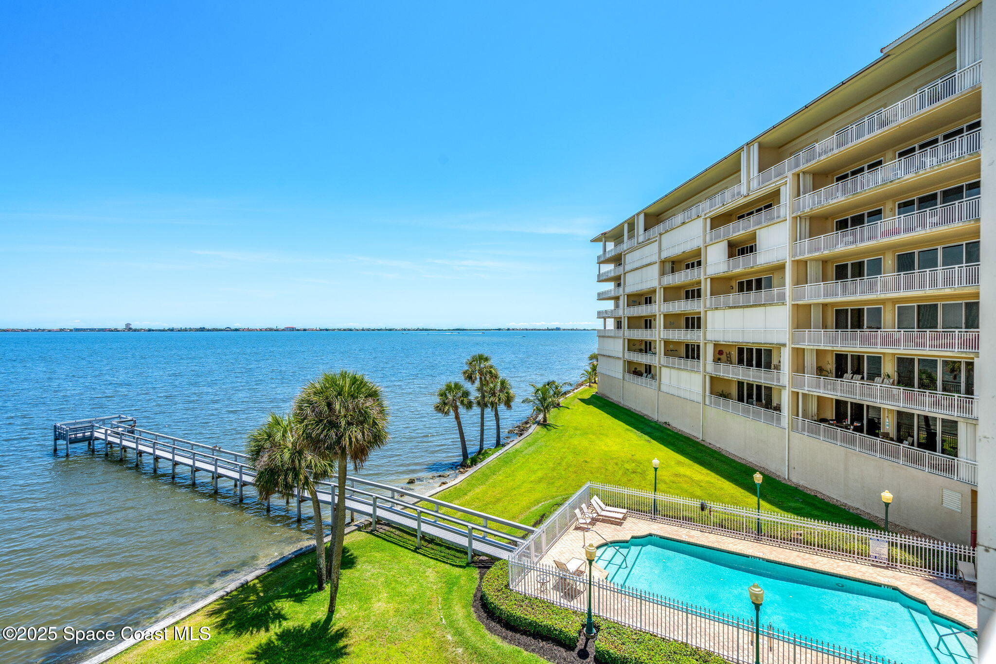 4955 Dixie Highway Northeast, Unit 404 Palm Bay, FL 32905 - Photo 4 of 53 40-web-or-mls-DSC09335