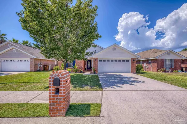 $392,000 | 3747 Boardwalk Court, Gulf Breeze, FL 32563