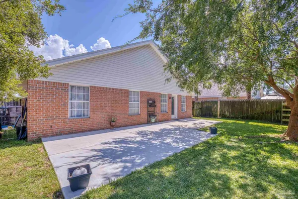 $392,000 | 3747 Boardwalk Court, Gulf Breeze, FL 32563