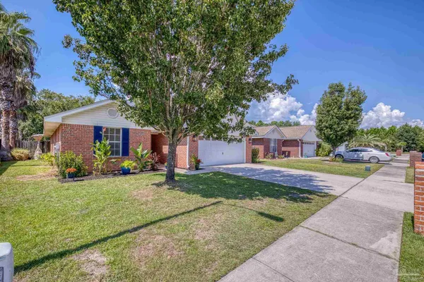 $392,000 | 3747 Boardwalk Court, Gulf Breeze, FL 32563