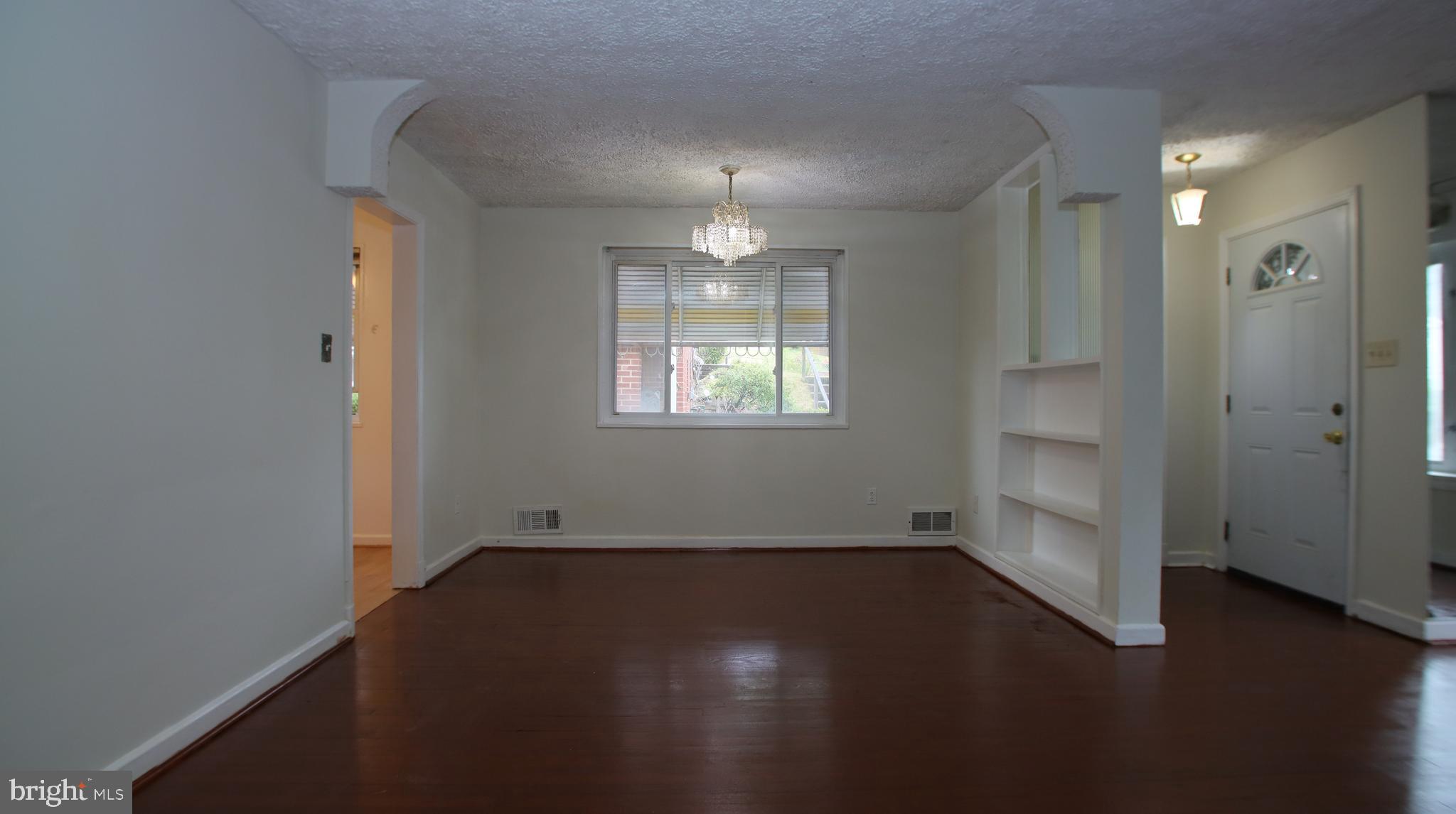 5407 Sargent Road Hyattsville, MD 20782 - Photo 5 of 23