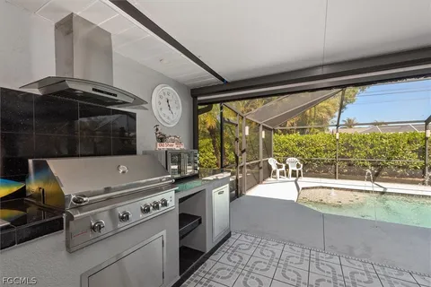 $499,000 | 619 Southeast 22nd Street, Cape Coral, FL 33990