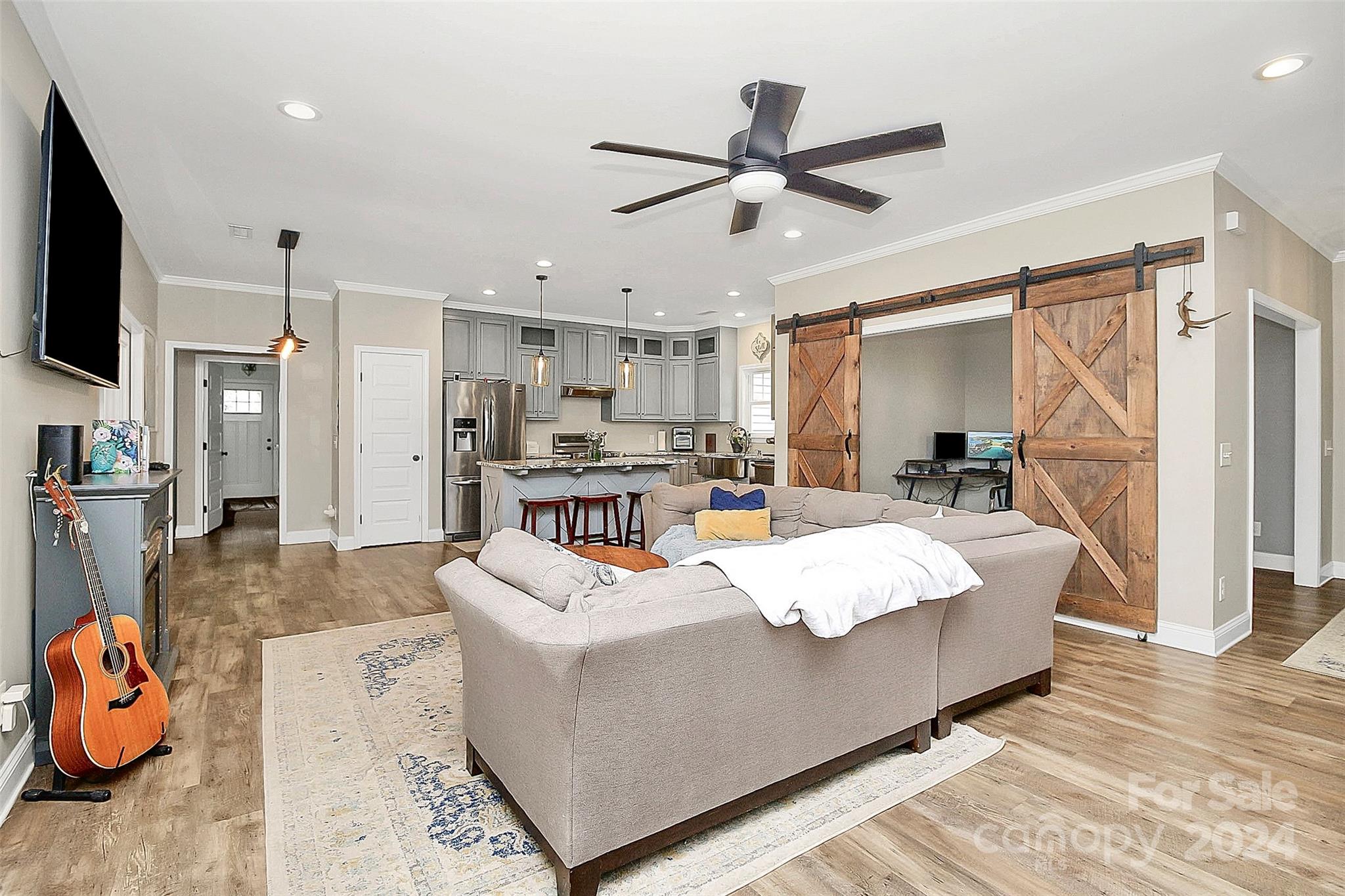13326 Phillips Road Matthews, NC 28105 - Photo 7 of 41 Gallery Image 7
