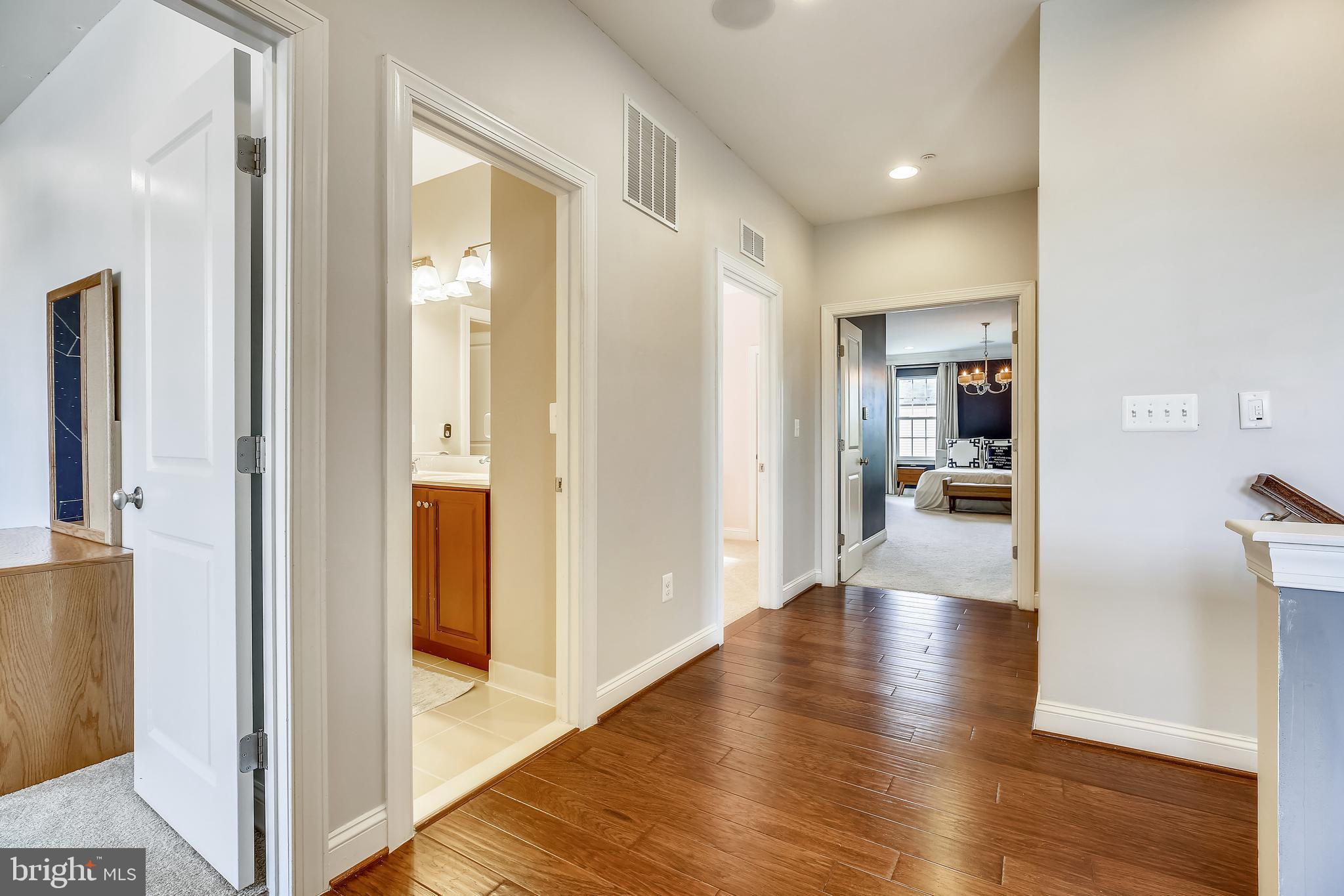 13376 Redspire Drive Silver Spring, MD 20906 - Photo 37 of 67 Full bath off of the wide hallway upstairs