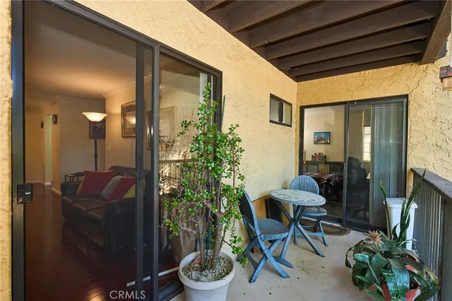 $590,000 | 25591 Indian Hill Lane, Unit E, Laguna Hills, CA 92653