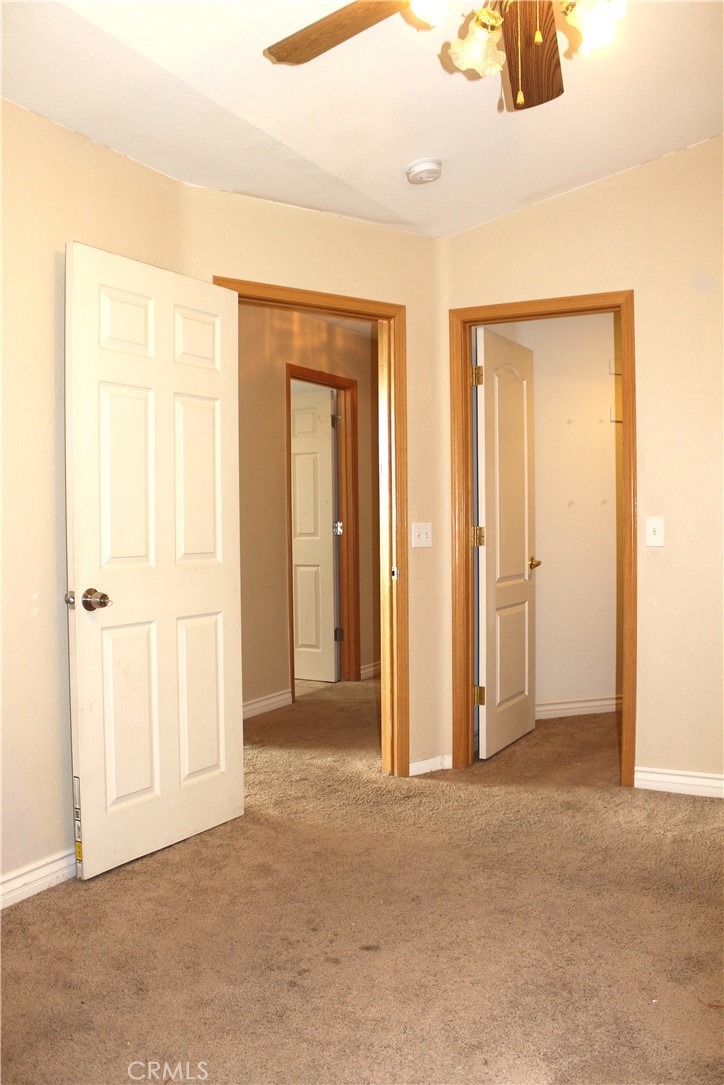 16263 Chiwi Road Apple Valley, CA 92307 - Photo 31 of 40 a view of an empty room