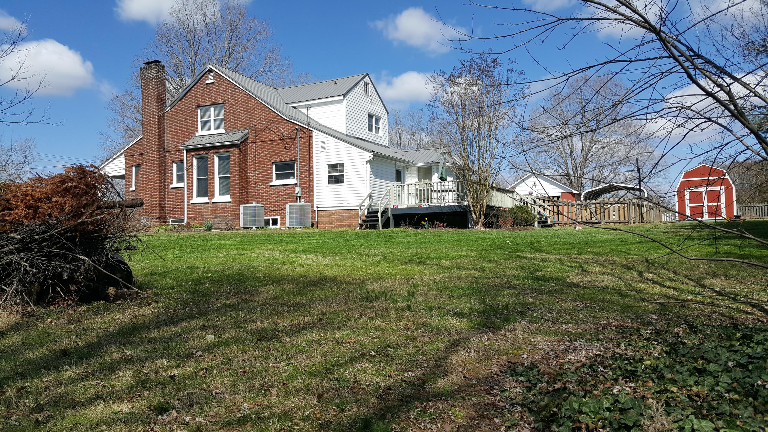 2704 Byington Beaver Ridge Road Knoxville, TN 37931 - Photo 4 of 21 20170319_132024