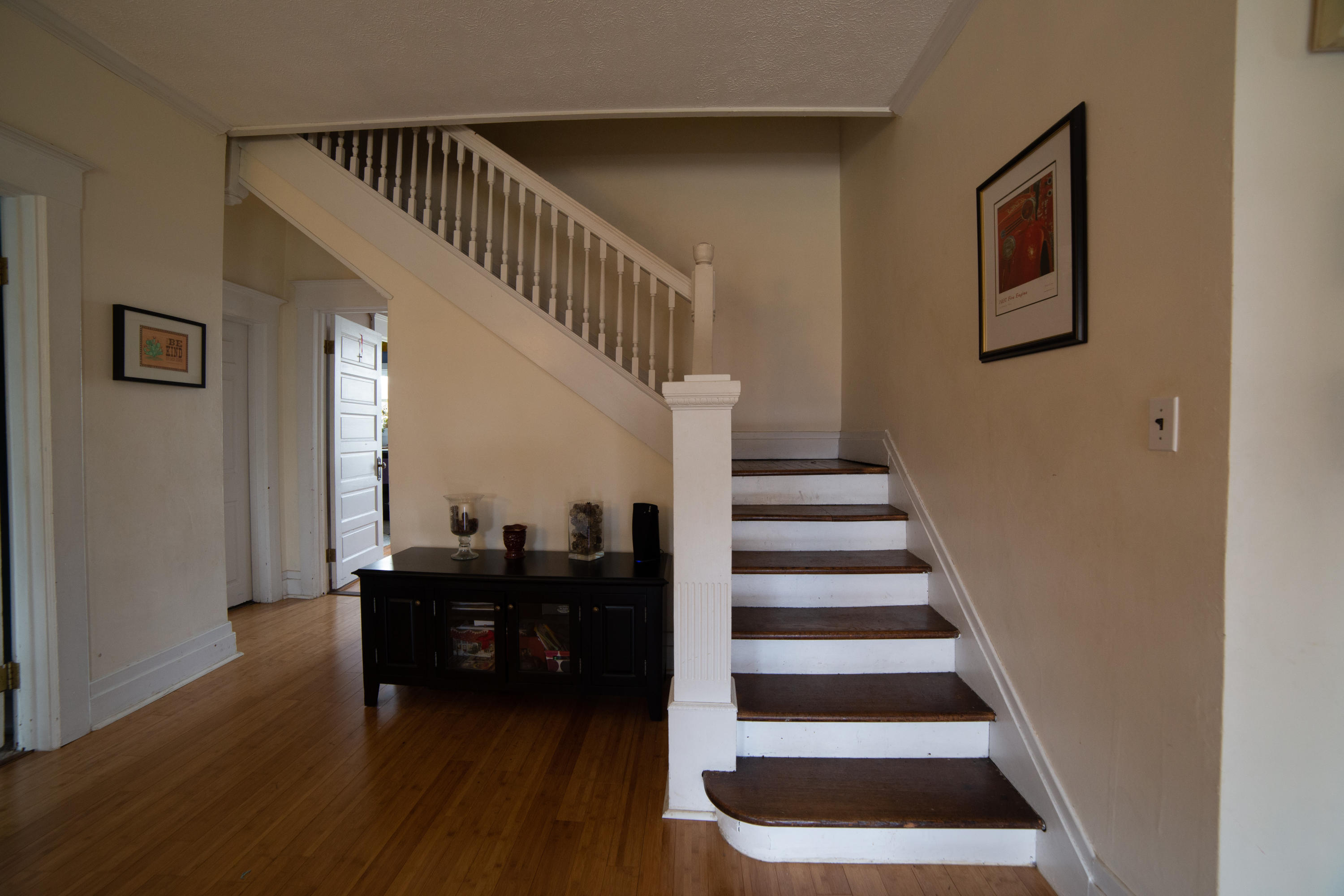 2704 Byington Beaver Ridge Road Knoxville, TN 37931 - Photo 5 of 21 meero_home-1