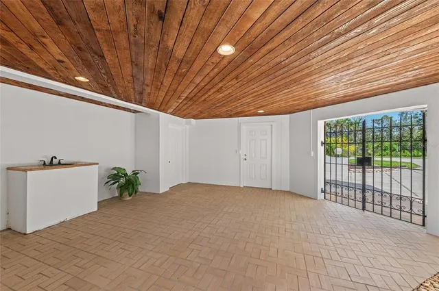 $2,390,000 | 78 Tidy Island Boulevard, Bradenton, FL 34210