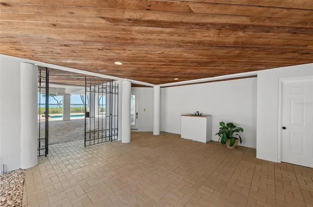 $2,390,000 | 78 Tidy Island Boulevard, Bradenton, FL 34210