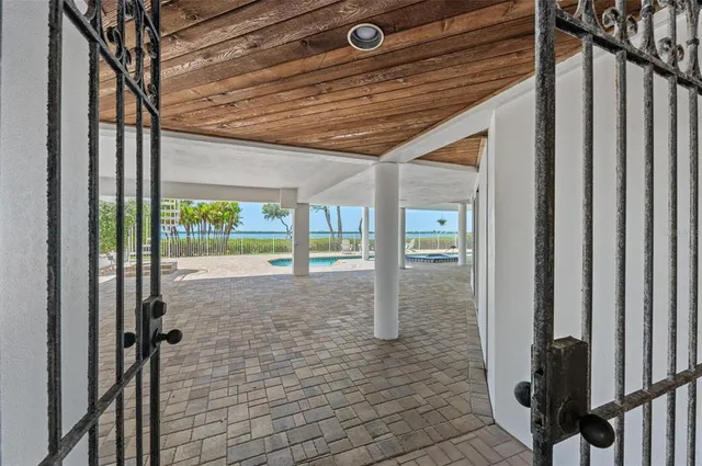 $2,390,000 | 78 Tidy Island Boulevard, Bradenton, FL 34210