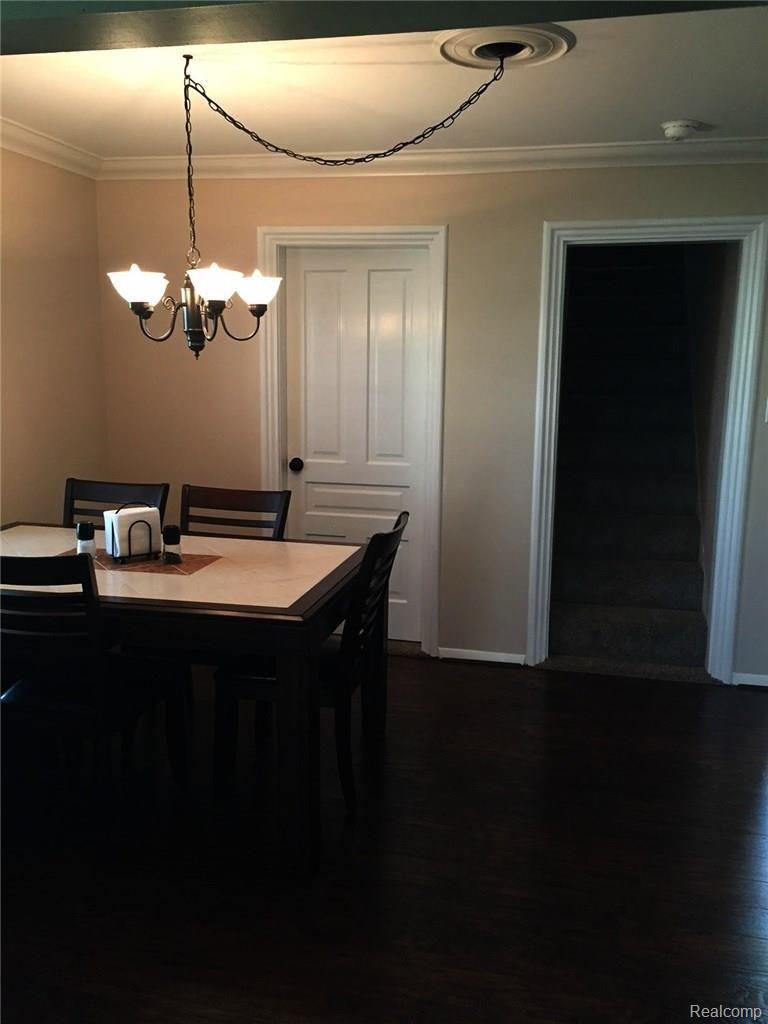 509 Carleton Rockwood Road Carleton, MI 48117 - Photo 18 of 19 Dining Room