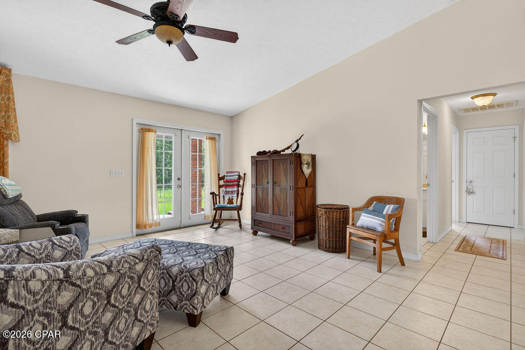 3256 Highway 77 Chipley, FL 32428 - Photo 5 of 51