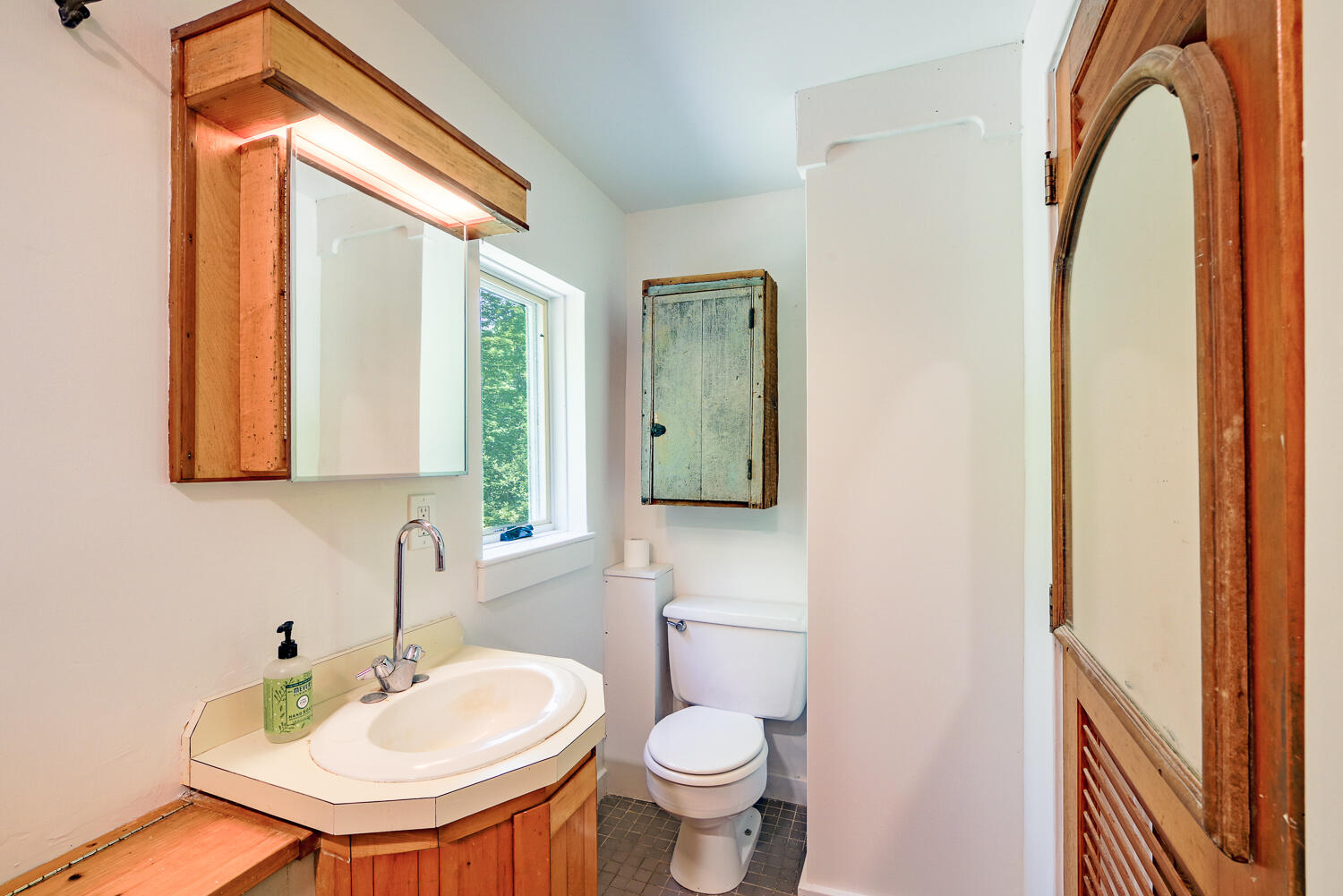 265 Greenacre Road Lincolnville, ME 04849 - Photo 23 of 29 265 Greenacre Rd 23