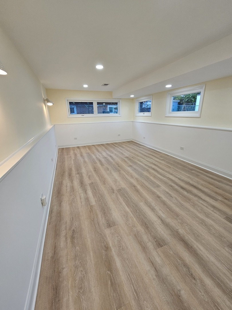 7434 Emerson Street Morton Grove, IL 60053 - Photo 27 of 40