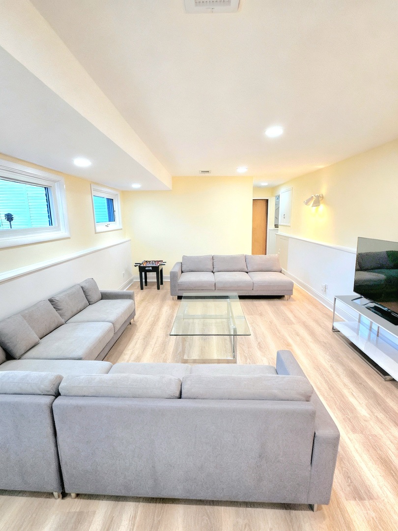 7434 Emerson Street Morton Grove, IL 60053 - Photo 29 of 40