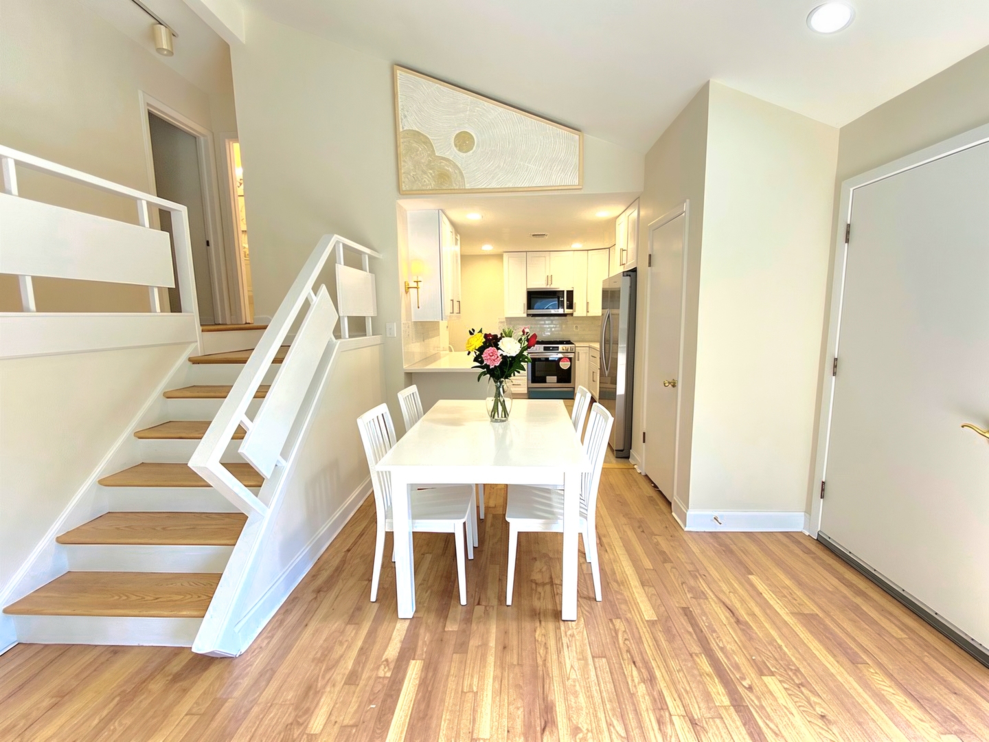 7434 Emerson Street Morton Grove, IL 60053 - Photo 4 of 40