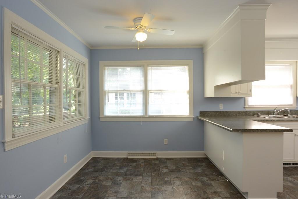 910 Wimbledon Place High Point, NC 27262 - Photo 17 of 30 Gallery Image 17