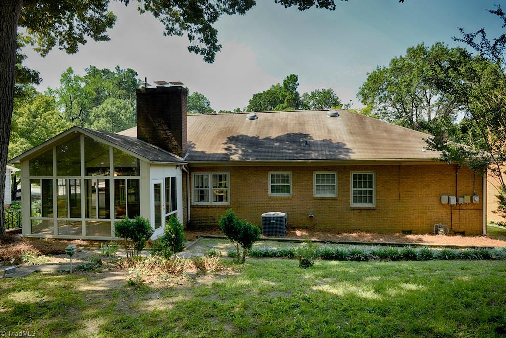 910 Wimbledon Place High Point, NC 27262 - Photo 6 of 30 View from the backyard
