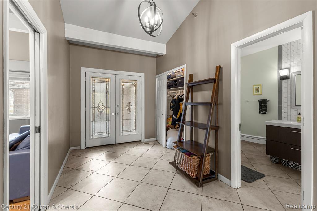 28249 Bell Road Southfield, MI 48034 - Photo 14 of 48 Gallery Image 14