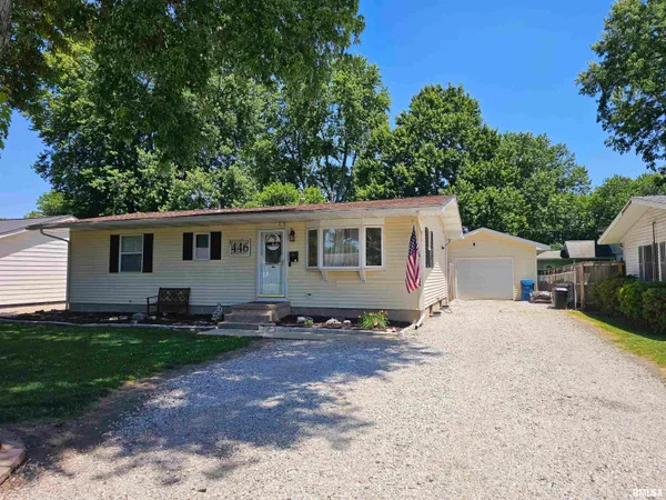 $143,000 | 446 West Lake Shore Drive, Springfield, IL 62703