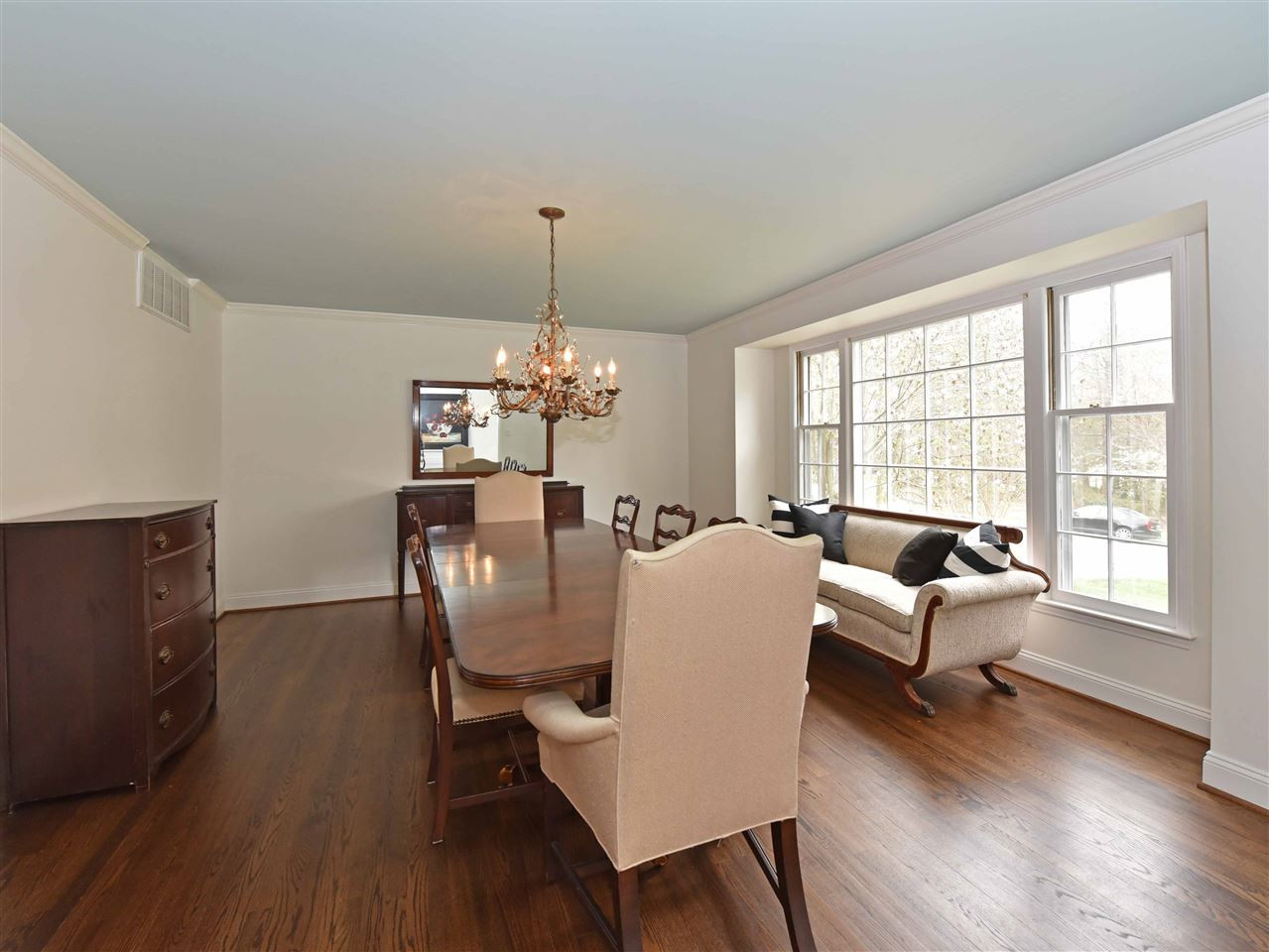 4900 Rampart Street Raleigh, NC 27609 - Photo 11 of 18 Photo 11
