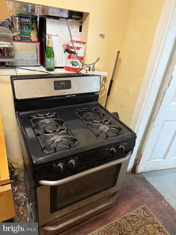a close view of stove top oven