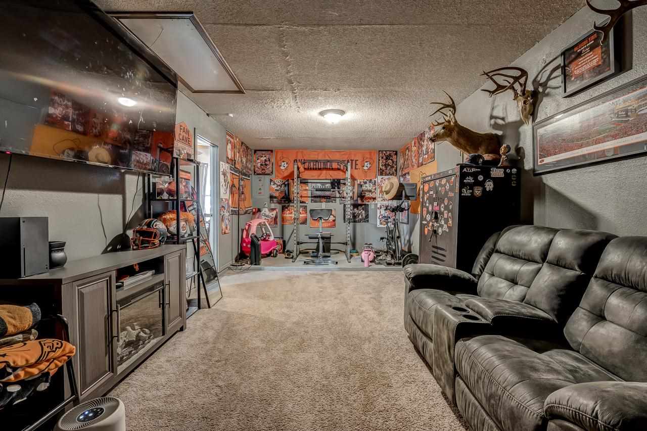 217 East Maple Avenue Perry, OK 73077 - Photo 12 of 21 Gallery Image 12