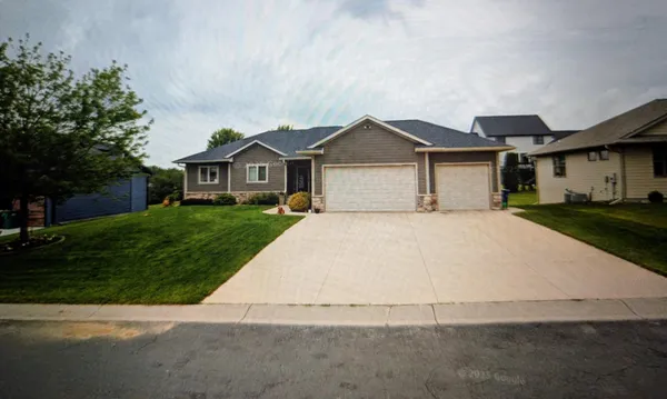 $496,577 | 1004 3rd Avenue, Goodhue, MN 55027