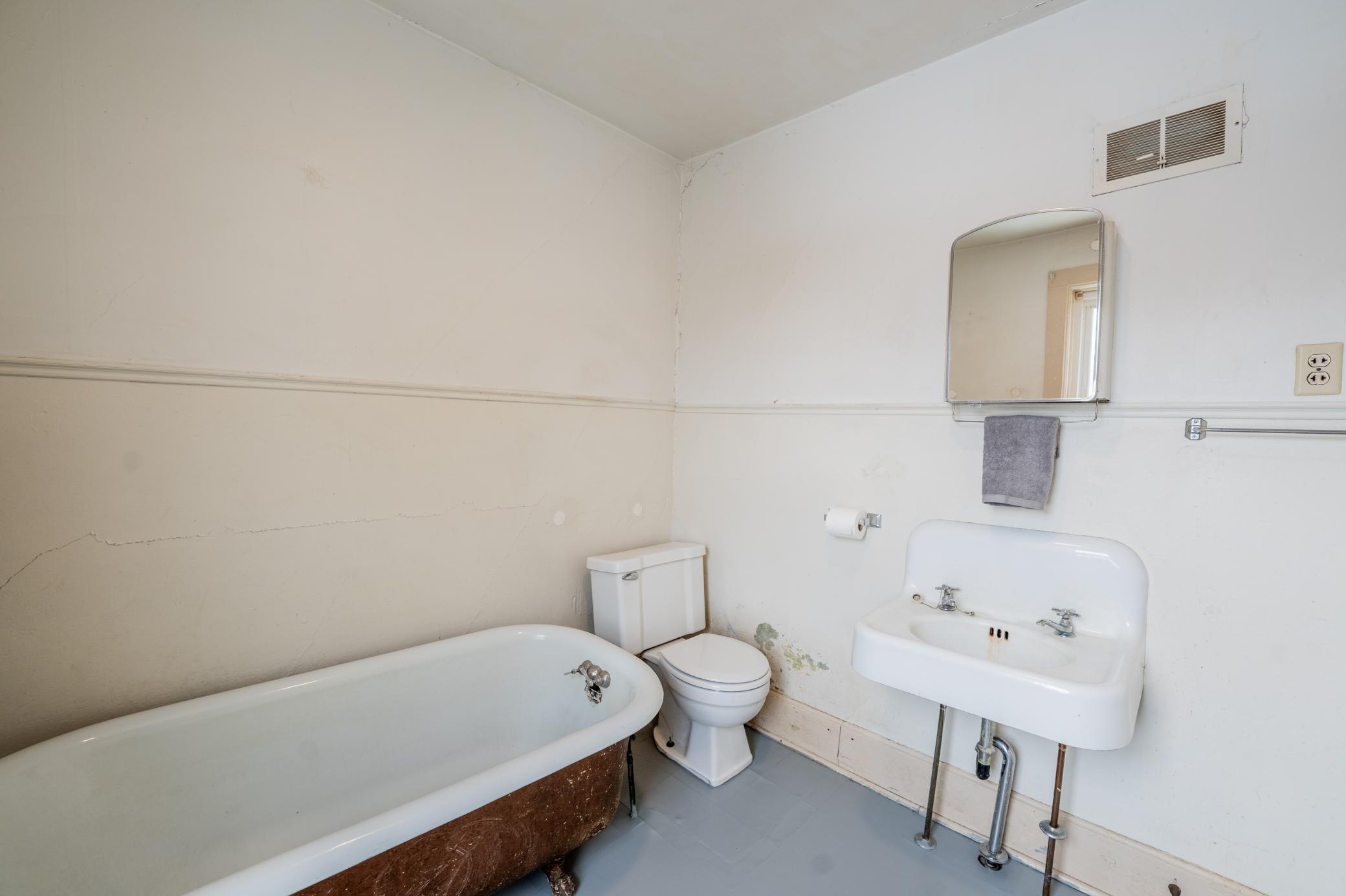 606 West Brown Street Augusta, WI 54722 - Photo 25 of 35