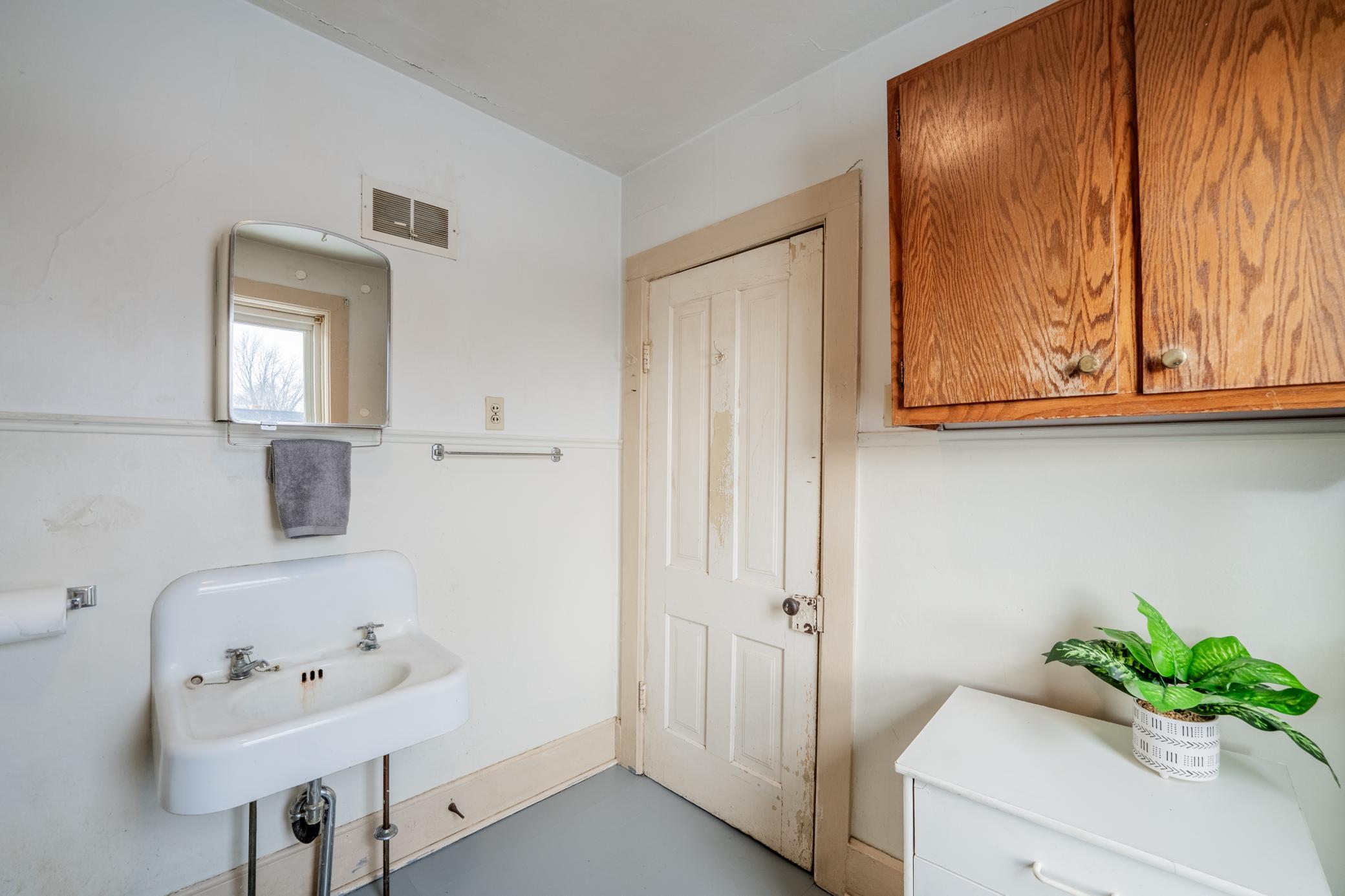 606 West Brown Street Augusta, WI 54722 - Photo 26 of 35