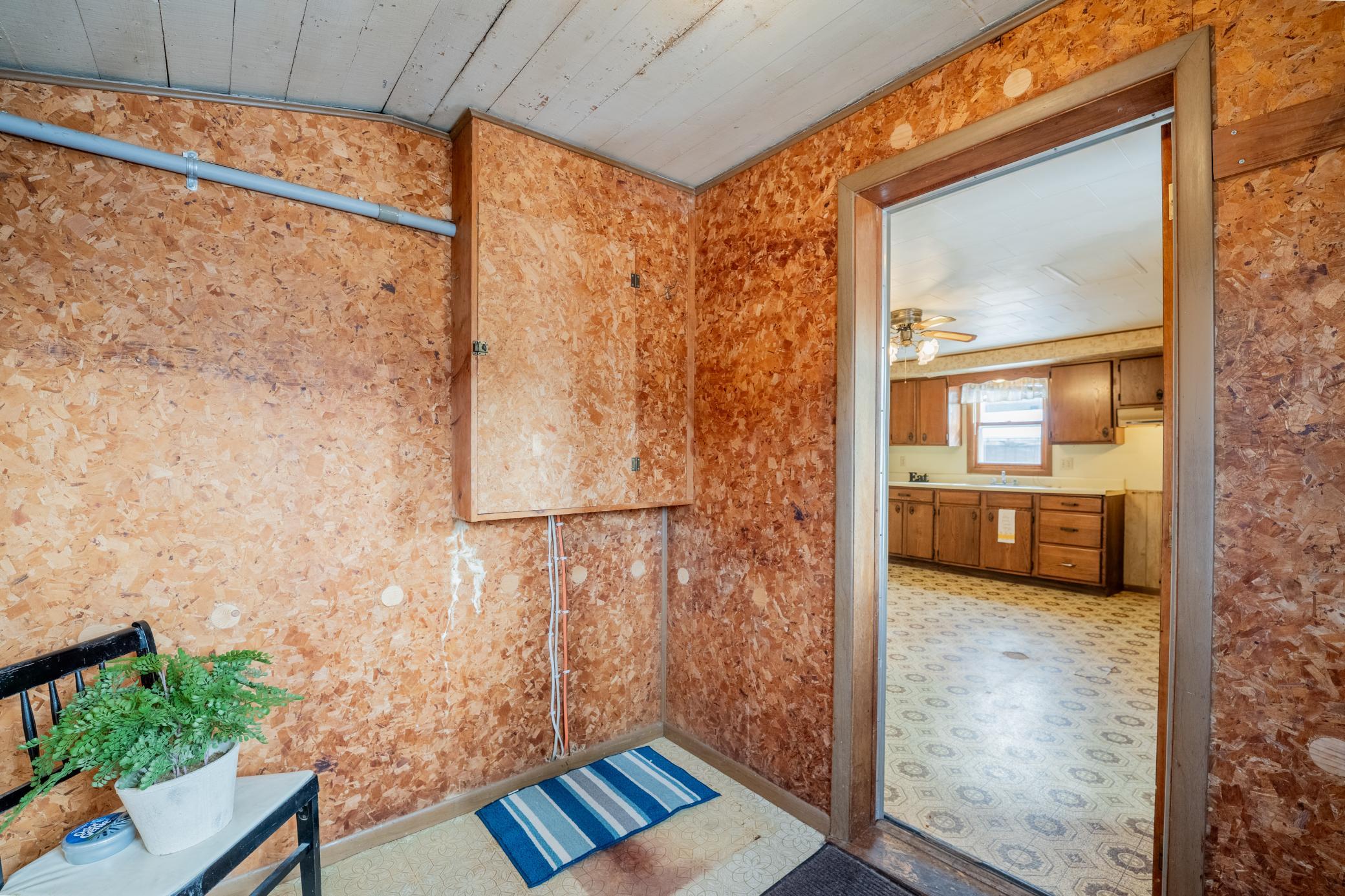 606 West Brown Street Augusta, WI 54722 - Photo 4 of 35