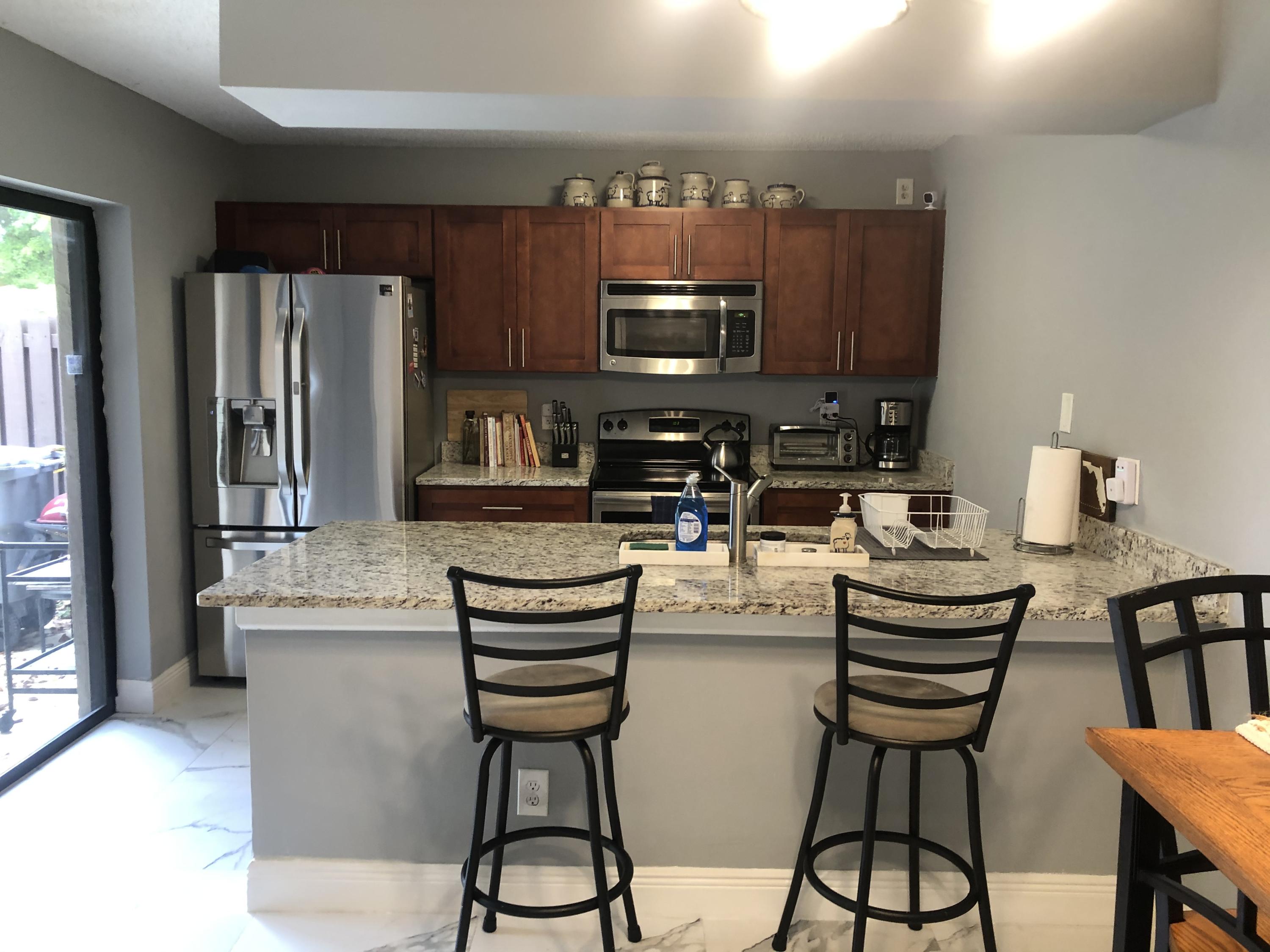 8556 Boca Rio Drive Boca Raton, FL 33433 - Photo 2 of 21 Kitchen