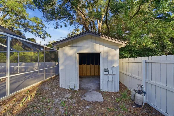 $435,000 | 17815 Cranbrook Drive, Lutz, FL 33549