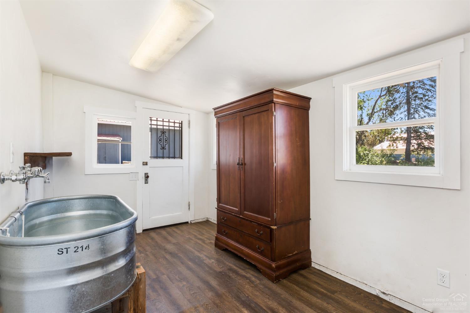 21721 Northeast Butler Market Road Bend, OR 97701 - Photo 10 of 24 Additional Photo