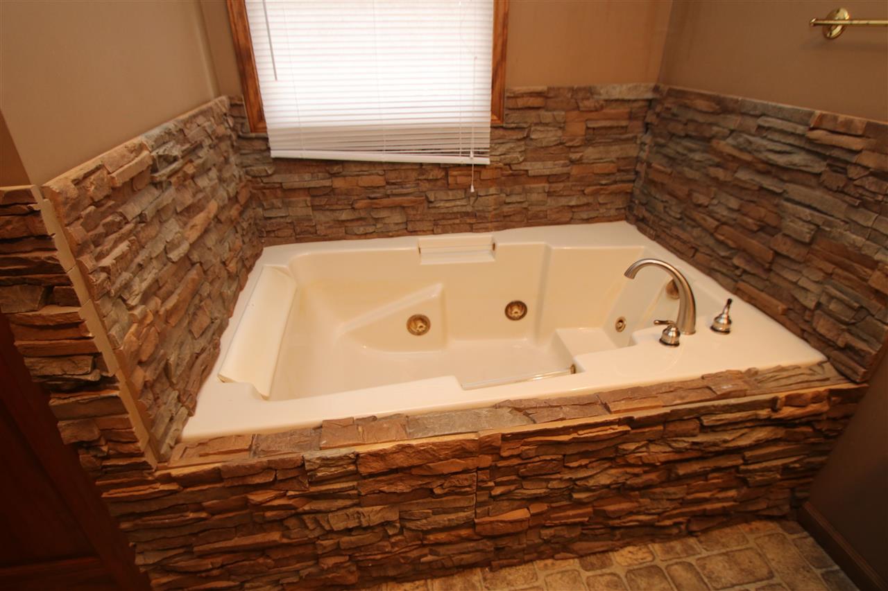 5823 Union Road Plymouth, IN 46563 - Photo 15 of 18