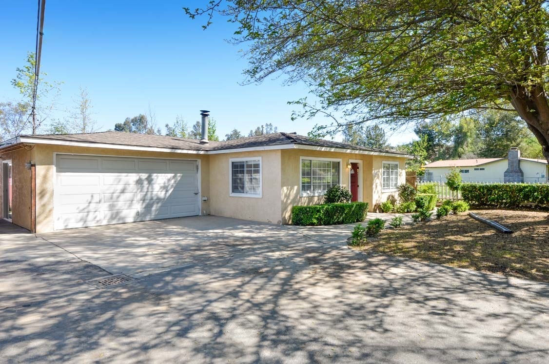 13838 Charlan Road Valley Center, CA 92082 - Photo 3 of 19