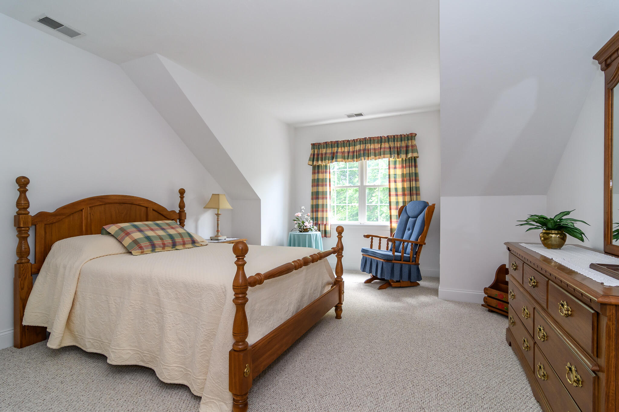 6 Hollyhock Knoll Court Buzzards Bay, MA 02532 - Photo 19 of 27 Bed_WEB