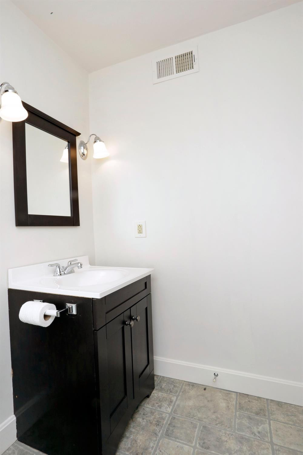1036 Armstrong Mill Road, Unit A Lexington, KY 40517 - Photo 21 of 32 Photo 21