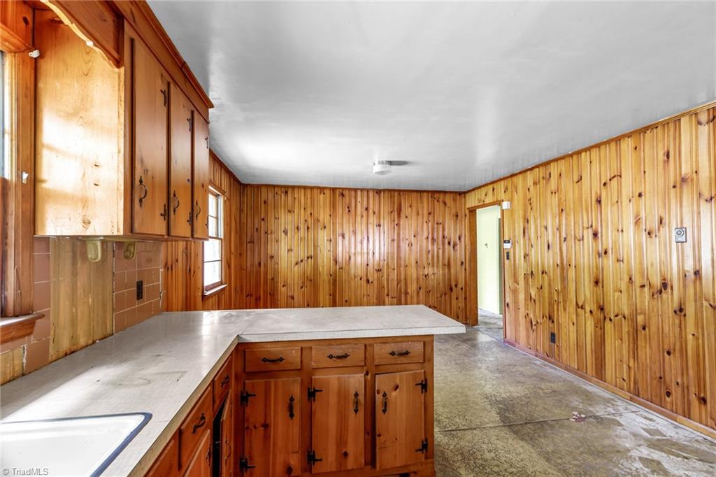 5122 Yukon Road Walkertown, NC 27051 - Photo 12 of 30 Gallery Image 12